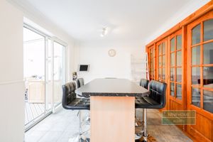 Photo 18- click for photo gallery